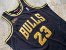Regata Chicago Bulls Mitchell & Ness Black/Gold 97/98 Jordan - Box 114